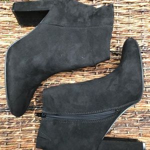 Material Girl - Cambrie Blockheel Booties